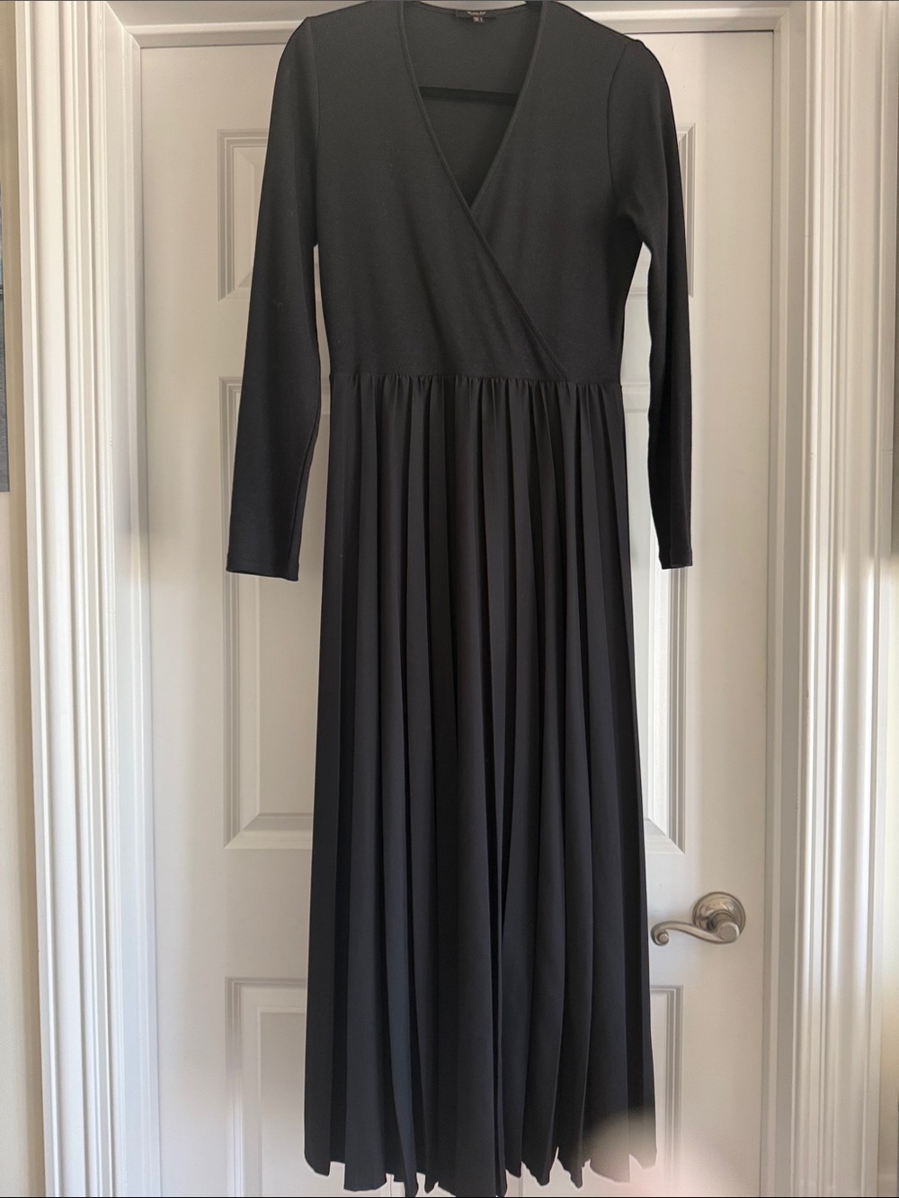 Massimo Dutti Black Pleated Midi Wrap Dress